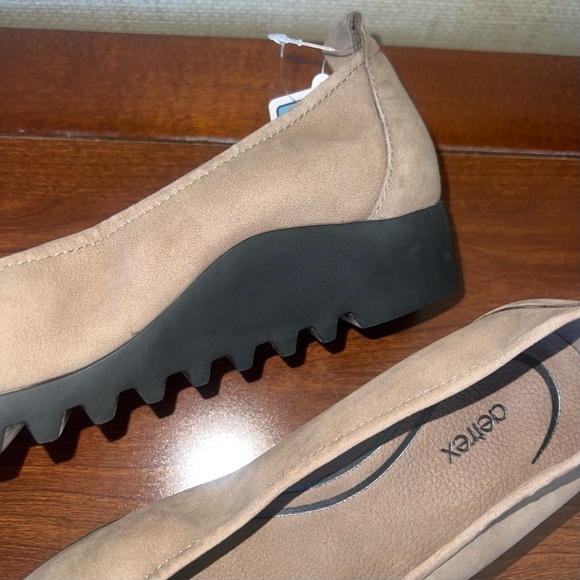 NWT Aetrex Brianna Flats Size 7.5 - Picture 8 of 11